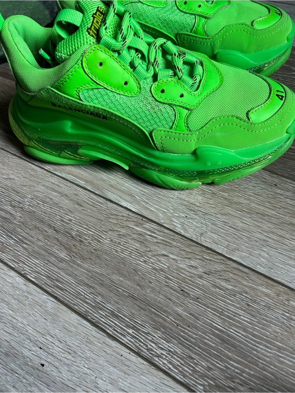 Men’s Balenciaga Triple S Chunky Sneakers Neon Green - Picture 3 of 4
